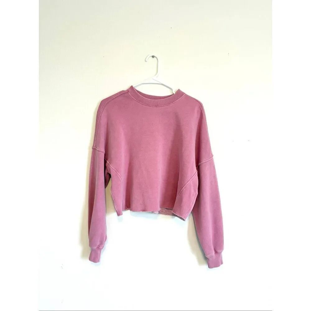 Abercrombie & Fitch Max Essentials Cropped Sweatshirt